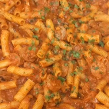 Rigatoni in Vodka Sauce